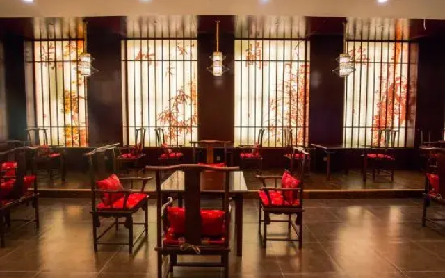 Yili River Hotel
