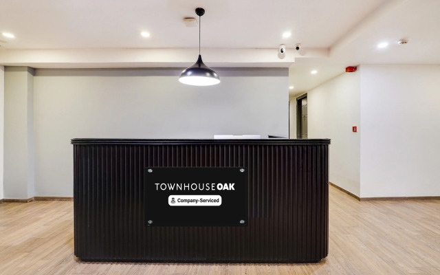 Super Oyo Townhouse Oak Spruce Hotels A2 Indiranagar