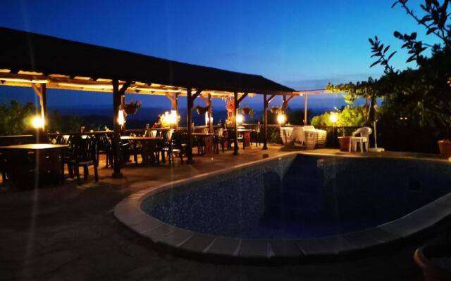 Family Hotel Arbanashka Sreshta