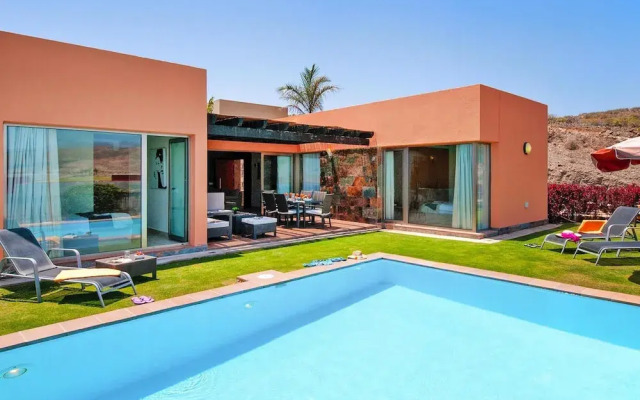 Holiday Home in Maspalomas With Private Pool