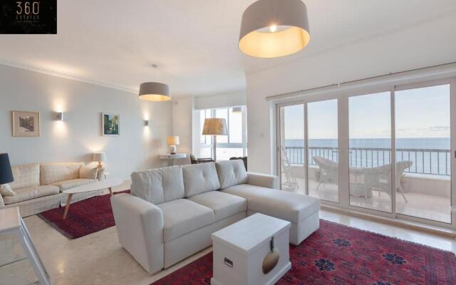 Breathtaking Seafront 3BD, Sliema coast by 360 Estates
