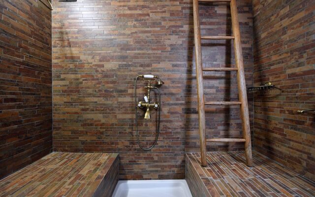 Lithos Stone Suites
