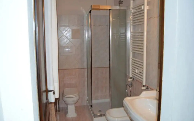 Charming Apartment With Pool and Countryside Views