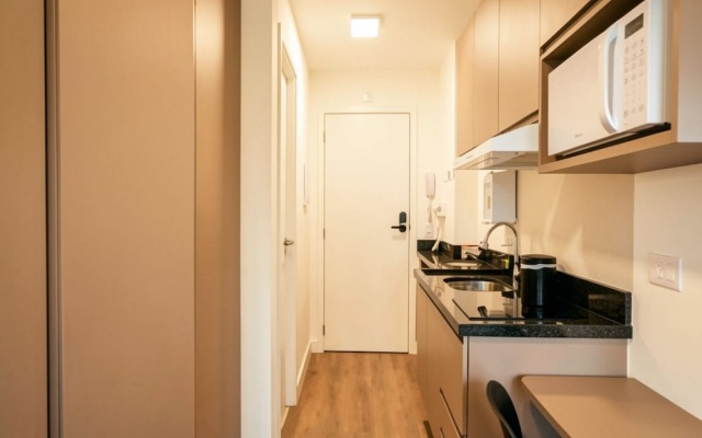Easy Life Campos Salles by Xtay