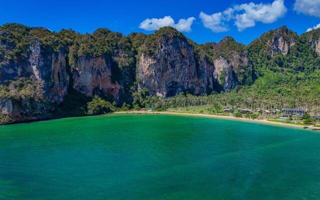 Tinidee Hideaway Tonsai Beach Krabi (SHA Extra Plus)