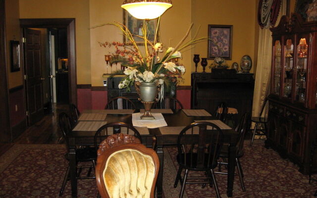 Bayberry House Bed & Breakfast