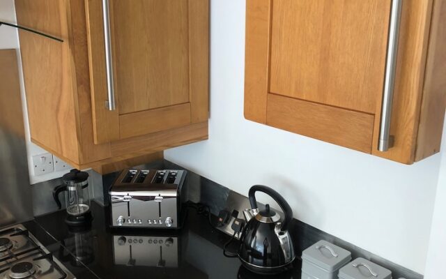 Bournemouth Holiday Let With Hot Tub & Sauna