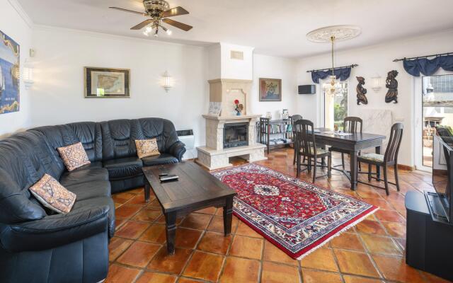 Casa Al Gharb