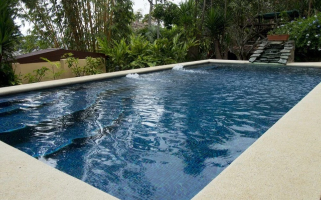 Las Cumbres Inn