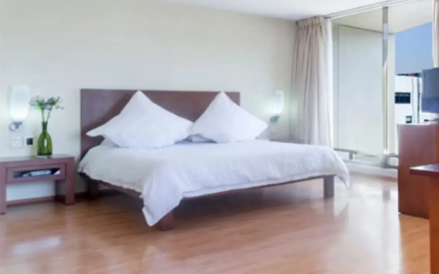 Exe Suites San Marino Hotel