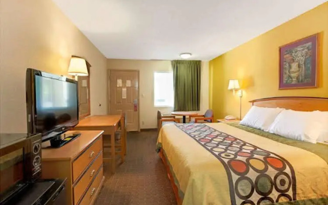 Super 8 Charlotte Downtown Area