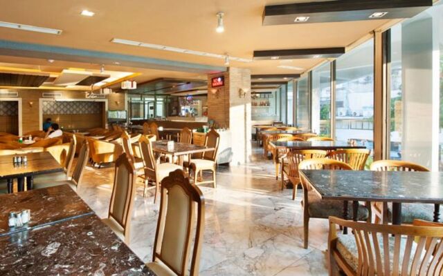 Grace Hotel