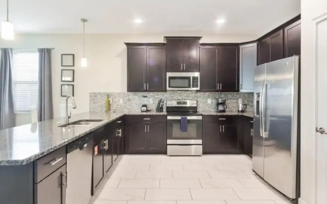 1562 OL - 8BR Tranquil Escape