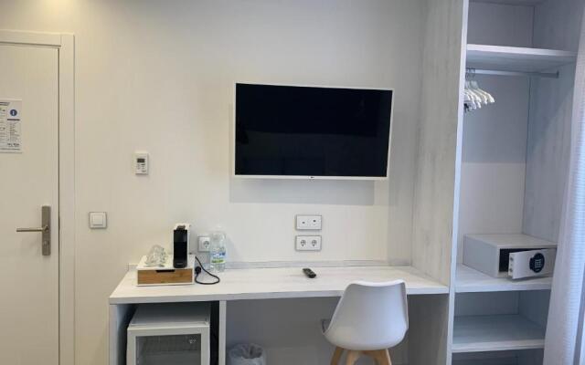 Nerja Casual Rooms