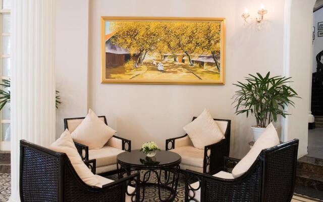 Hoa Binh Hotel