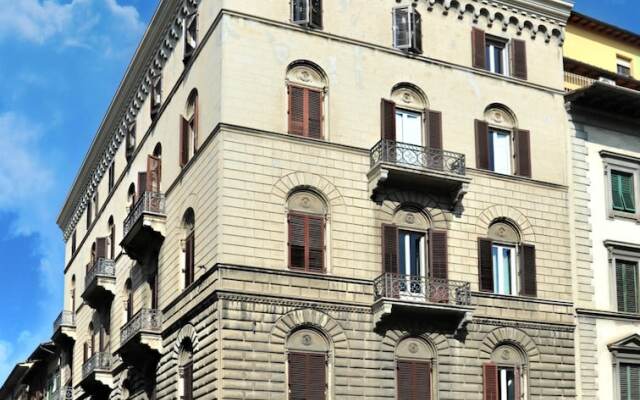 Charming Suite Cavour Heart of Florence