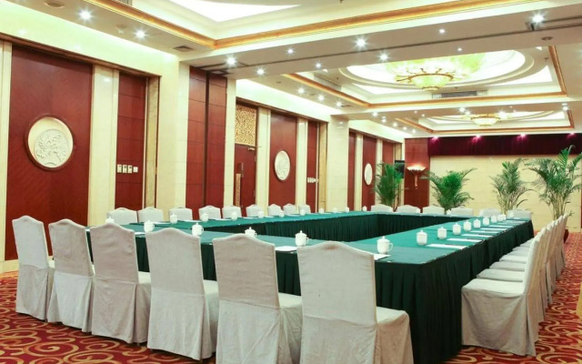 Oriental Garden Hotel