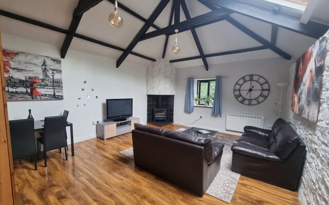 Beautiful 2-bed Barn Conversion Near Newquay