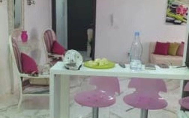 Cosy Flat for Your Honeymoon