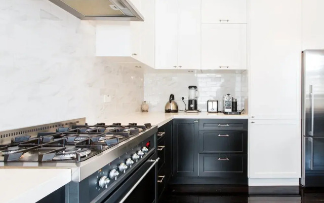 The Double Bay Executive Apartment