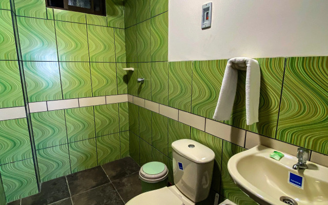 Mia Posada Copacabana