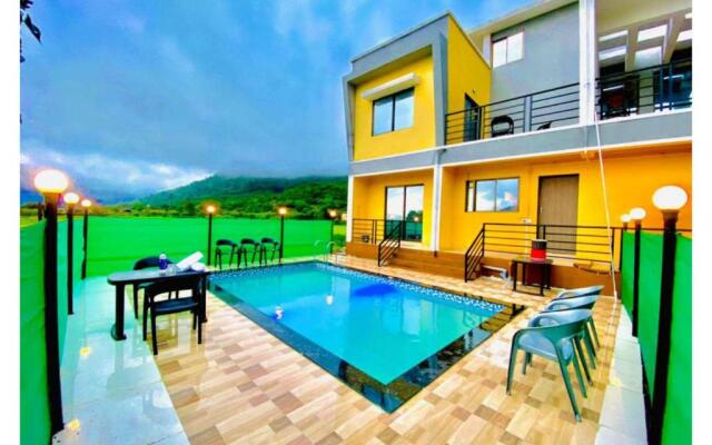 Yellow Lagoon 3BHK