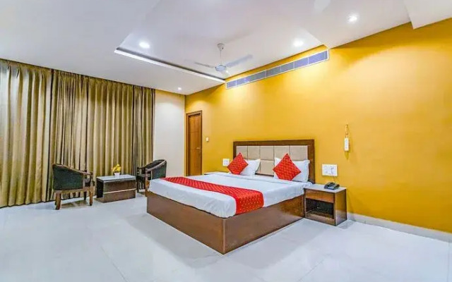 Fabhotel Prime Manor
