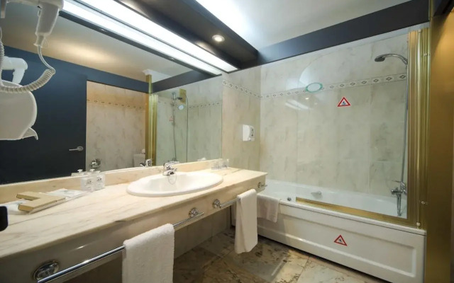 Sercotel Hotel Bahia de Vigo