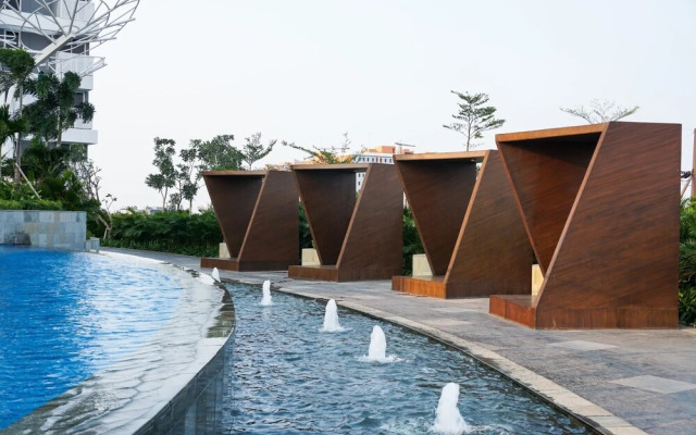 Modern and Stylish Studio at West Vista Apartment