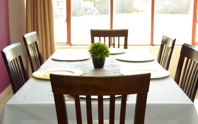 Dumelang Executive Lodge