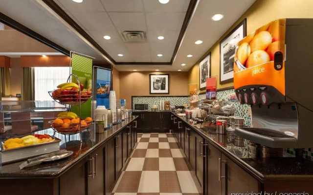 Hampton Inn & Suites Houston/Pasadena