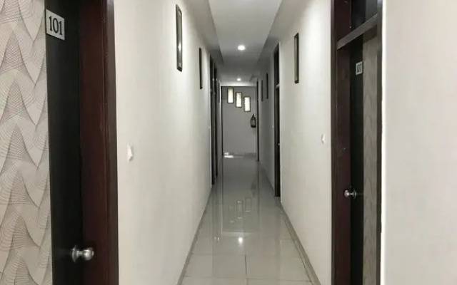 Royale Inn By OYO Rooms