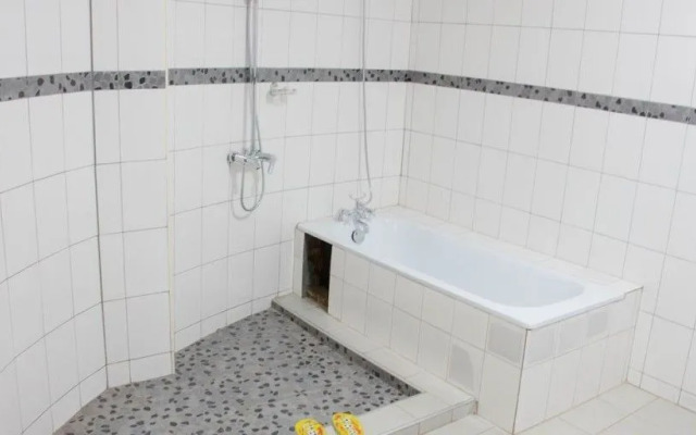 Source of the Nile Suites