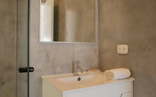w Impressive 5BR w Terrace in Miraflores