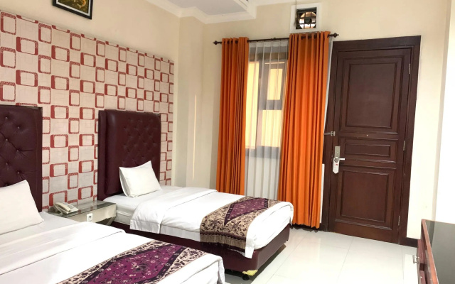 Grand City Batu Hotel