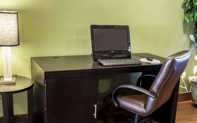 Sleep Inn & Suites Virginia Horse Center