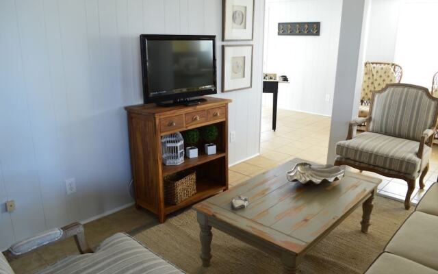 McDiarmid - 6 Br Home