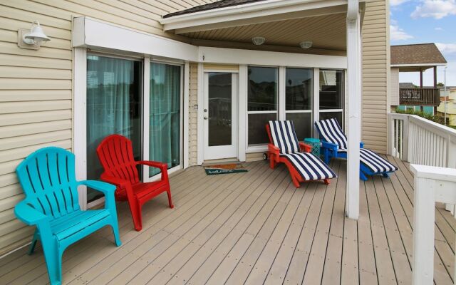 Pelican Paradise West 3 Bedroom Home