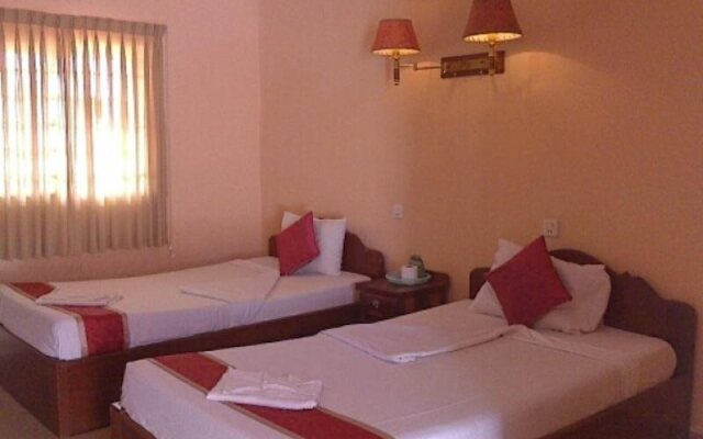 Gold Lion Hotel