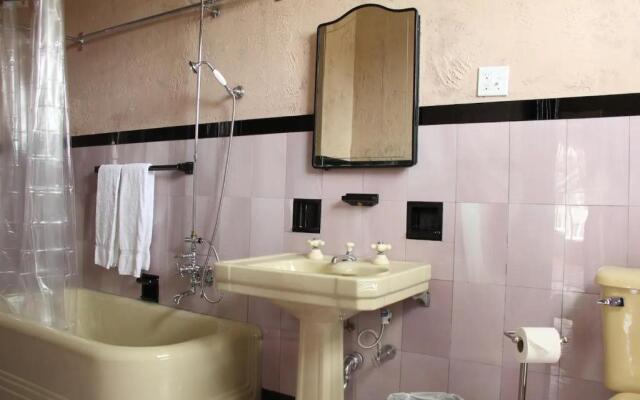 The Wedding Cake House