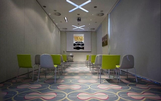 Semiramis Hotel
