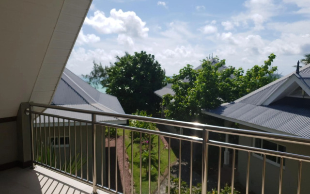 Cote d'Or Footprints