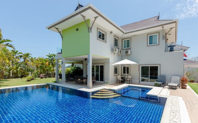 3 Bedroom Pool Villa With Amazing Views TH2