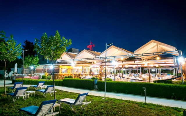 Fitos Inn Guest House