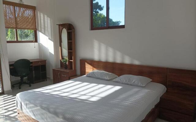Adams villa
