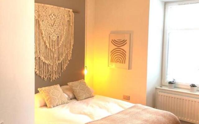 'The Kepties' Luxurious Serviced Apartments
