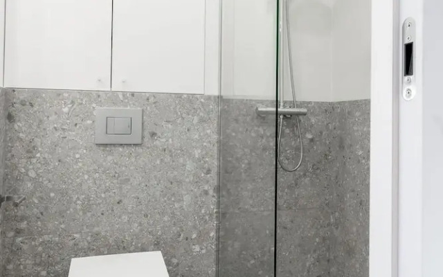 City Center Apartment 81 - ProperUNIT