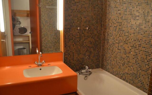 Appartement Les Menuires, 1 pièce, 4 personnes - FR-1-452-213