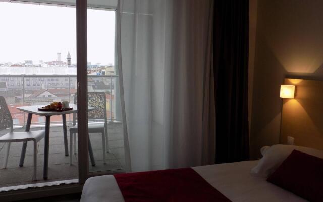 B&B HOTEL Paris Mairie de Saint-Ouen