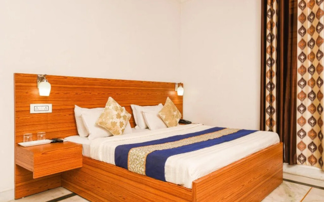 Home Feeling Accomodation By OYO Rooms